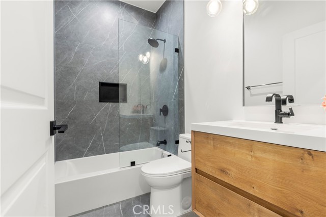 Detail Gallery Image 13 of 43 For 1027 Arcadia Ave #C,  Arcadia,  CA 91007 - 4 Beds | 3 Baths