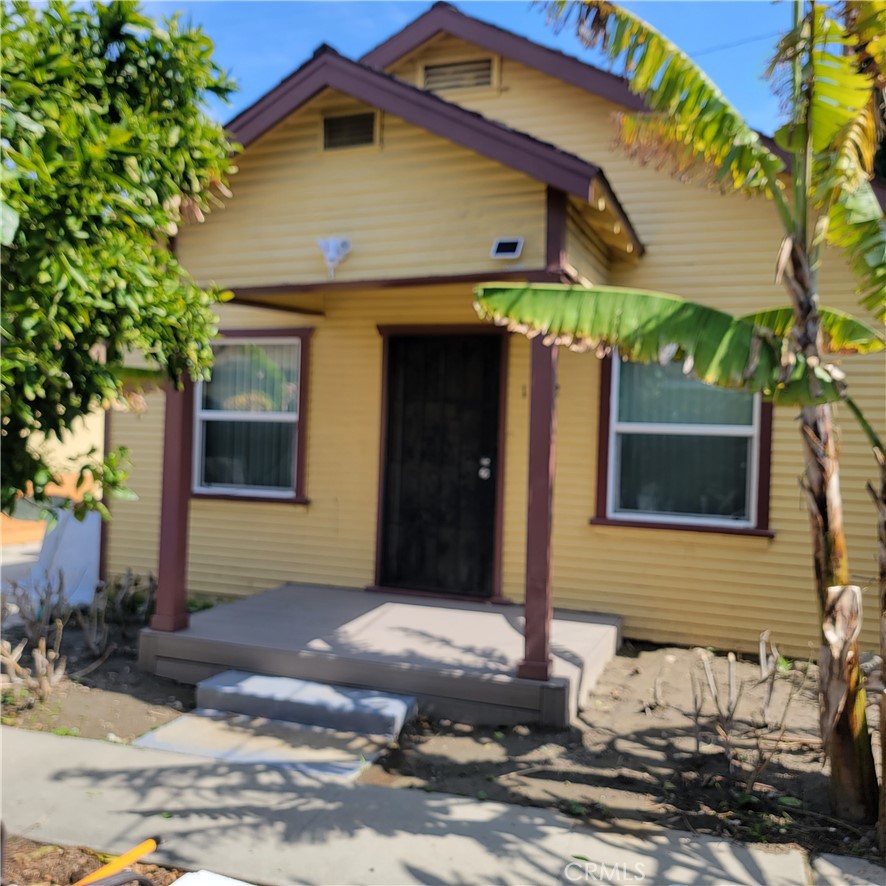 1942 Oregon Avenue, Long Beach, CA 90806