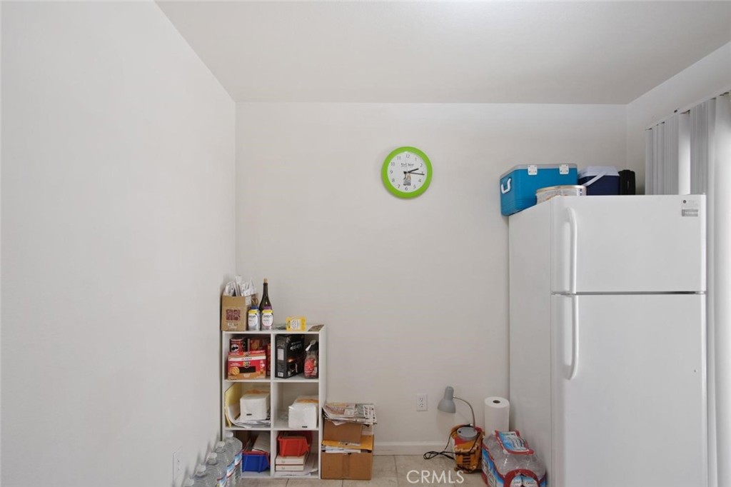 https://media.crmls.org/medias/108d0461-cb49-4bab-ae64-82b6533c102f.jpg?preset=X-Large