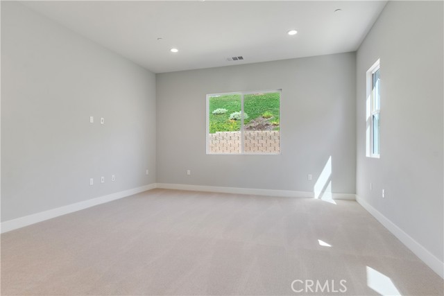 Detail Gallery Image 13 of 31 For 6532 Canyon Oaks Dr, Simi Valley,  CA 93063 - 4 Beds | 3/1 Baths