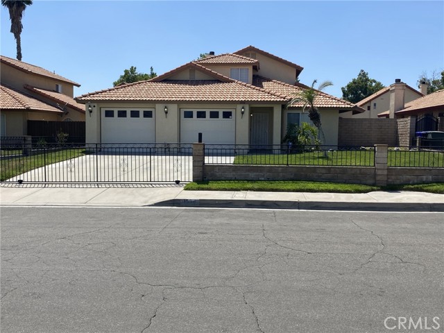 1554 Glenview St, San Bernardino, CA 92411