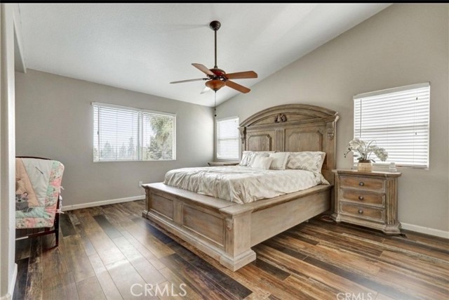 Detail Gallery Image 13 of 28 For 575 Rembrandt, Corona,  CA 92882 - 4 Beds | 3 Baths