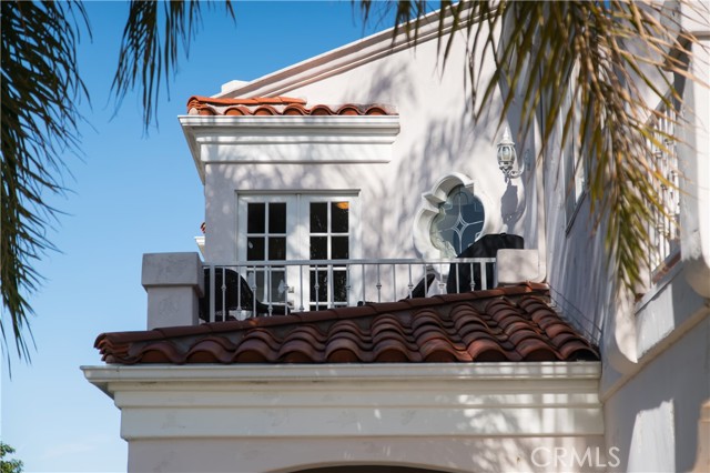 1021 Avenue D, Redondo Beach, California 90277, 4 Bedrooms Bedrooms, ,2 BathroomsBathrooms,Residential,For Sale,Avenue D,SB26098756
