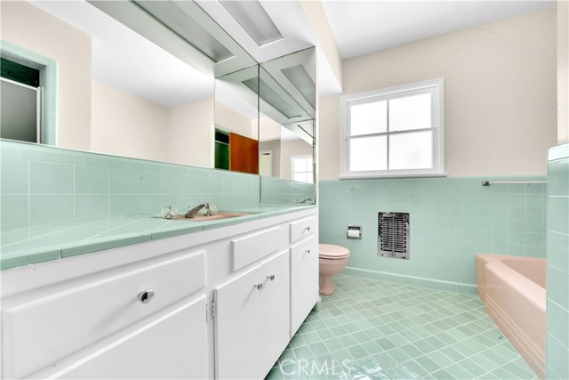 Detail Gallery Image 21 of 38 For 268 Park Avenue, Long Beach,  CA 90803 - – Beds | – Baths