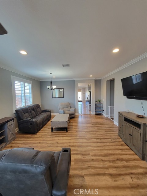 Detail Gallery Image 9 of 21 For 13170 6th Pl, Yucaipa,  CA 92399 - 4 Beds | 3/1 Baths