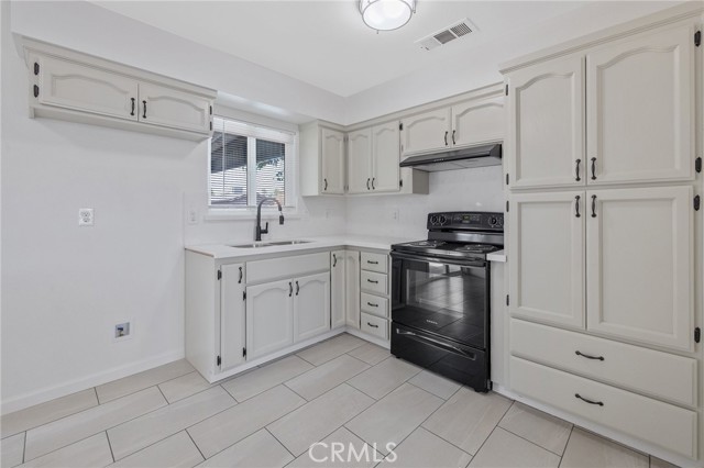 Detail Gallery Image 12 of 44 For 955 W San Gabriel Ave, Clovis,  CA 93612 - 2 Beds | 1 Baths