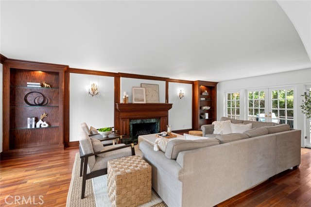 Detail Gallery Image 17 of 43 For 16842 Harkness, Huntington Beach,  CA 92649 - 4 Beds | 2/1 Baths