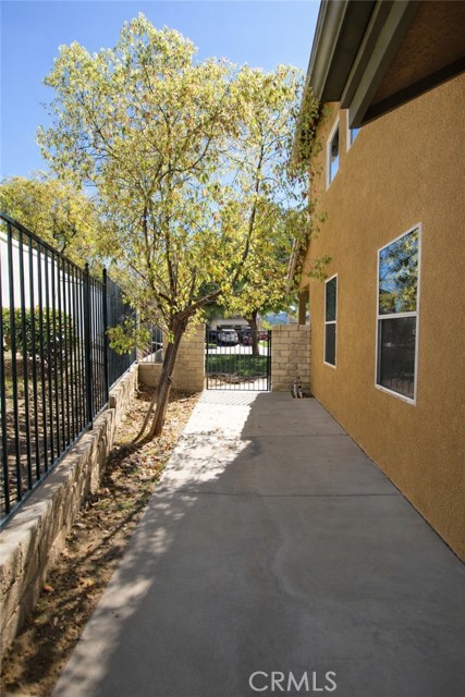 Detail Gallery Image 8 of 25 For 25713 Wordsworth, Stevenson Ranch,  CA 91381 - 3 Beds | 2/1 Baths