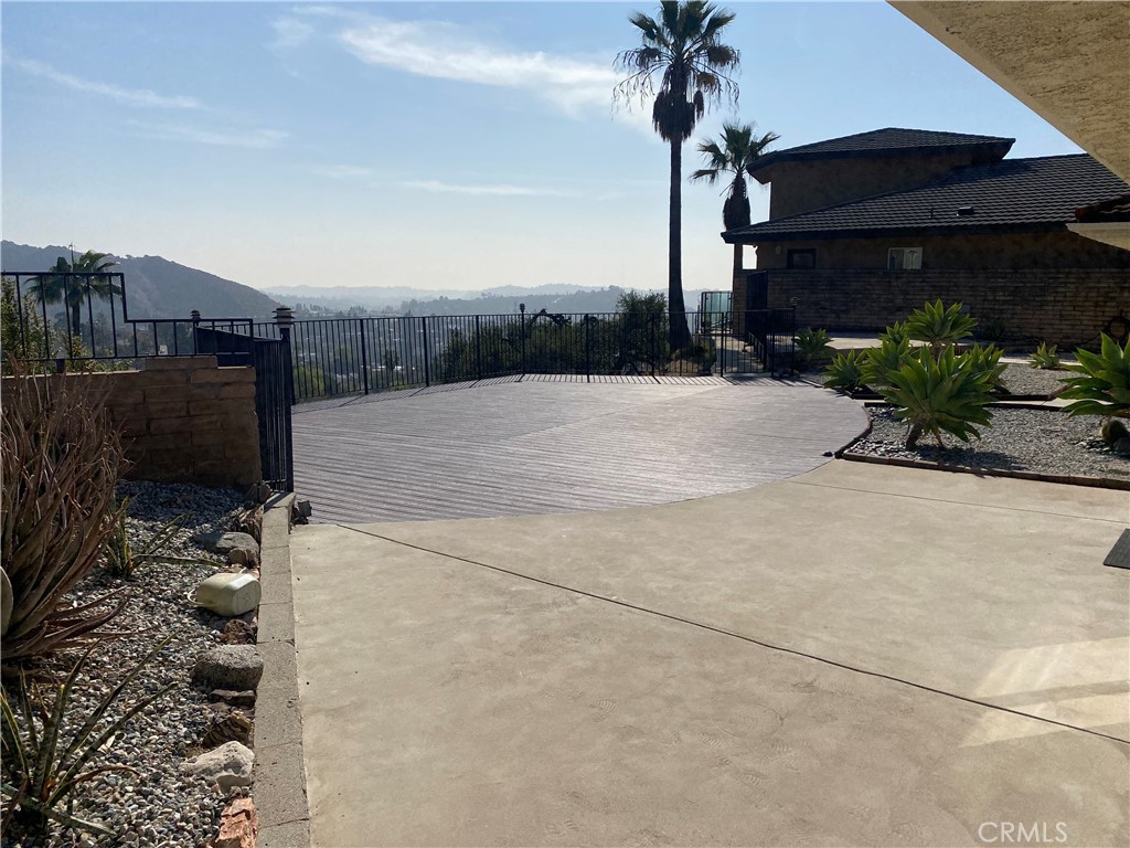1000 Principia DriveGlendale img 13
