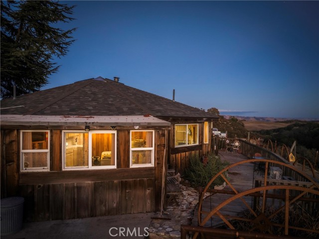 Detail Gallery Image 5 of 72 For 2505 Smith Rd, Bradley,  CA 93426 - 3 Beds | 2 Baths