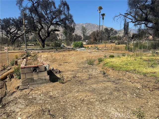 Detail Gallery Image 2 of 7 For 388 E Pentagon St, Altadena,  CA 91001 - – Beds | – Baths