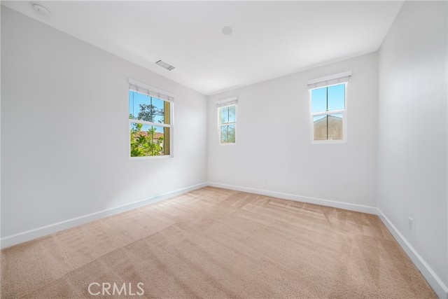 67 Brixton, Irvine CA: https://media.crmls.org/medias/10908606-d655-4080-ad55-20b386993c4b.jpg