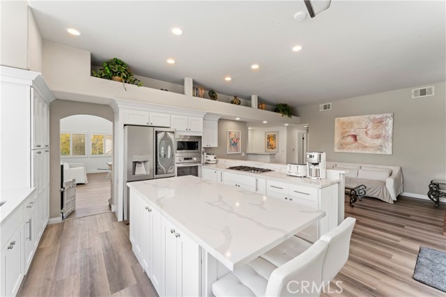 Detail Gallery Image 20 of 70 For 25507 Longfellow Pl, Stevenson Ranch,  CA 91381 - 4 Beds | 3 Baths