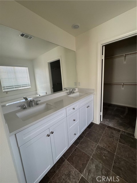 Detail Gallery Image 5 of 20 For 16508 Monteviejo St, Fontana,  CA 92336 - 4 Beds | 3 Baths