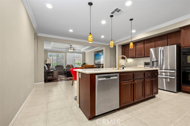 29035 Parkhill Court, Menifee CA: https://media.crmls.org/medias/1094265c-1e1c-4937-9691-4c0f066ad66b.jpg
