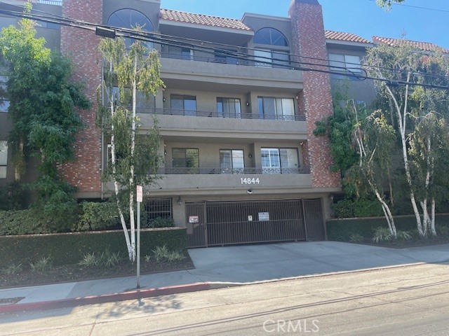 14844 Dickens St #306, Sherman Oaks, CA 91403