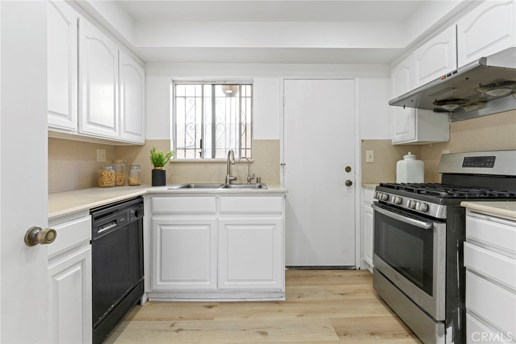 MLS #CV25245053 image #9