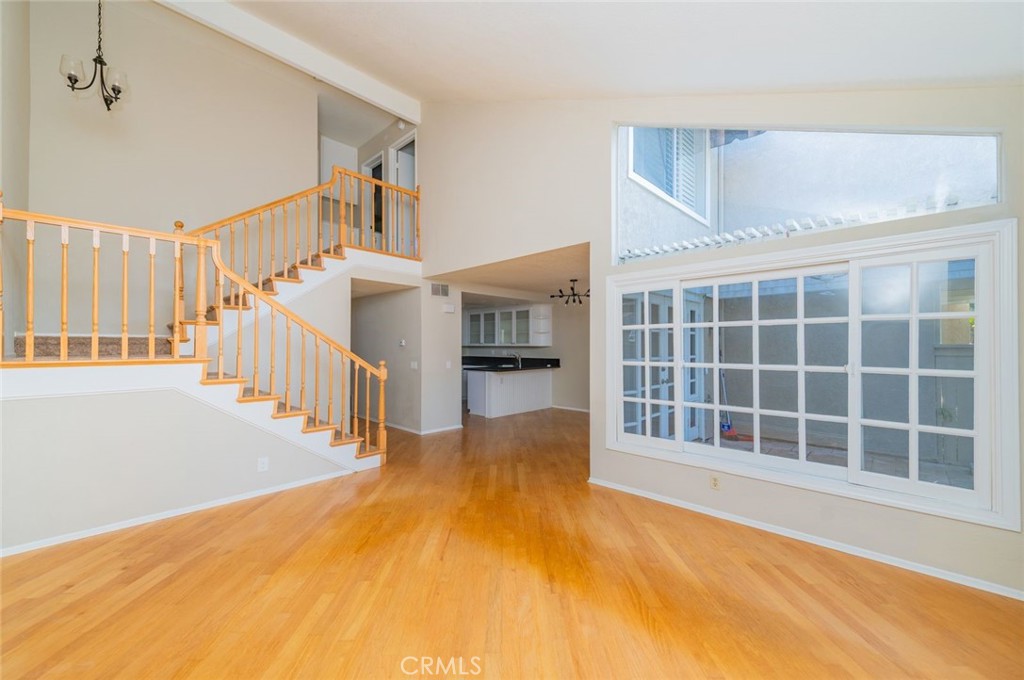 MLS #OC25276535 image #13