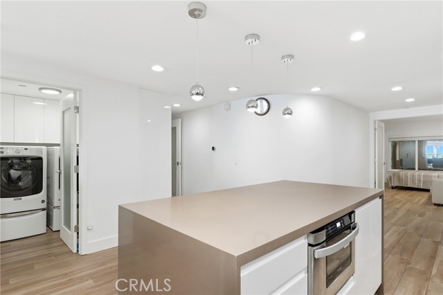 Detail Gallery Image 16 of 66 For 410 Corto Ln #E,  San Clemente,  CA 92672 - 2 Beds | 3 Baths