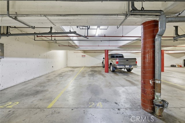 Detail Gallery Image 30 of 50 For 5330 Lindley Ave #305,  Encino,  CA 91316 - 2 Beds | 2 Baths