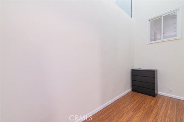 Detail Gallery Image 9 of 39 For 820 Gardenia, Corona Del Mar,  CA 92625 - 2 Beds | 2 Baths