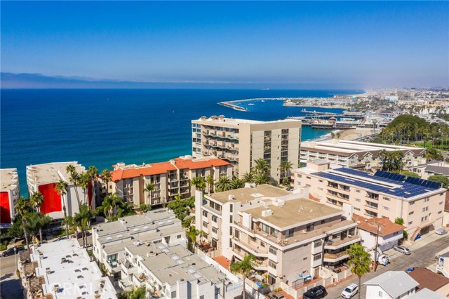 512 Esplanade, Redondo Beach, California 90277, 2 Bedrooms Bedrooms, ,2 BathroomsBathrooms,Residential,Sold,Esplanade,SB23191083