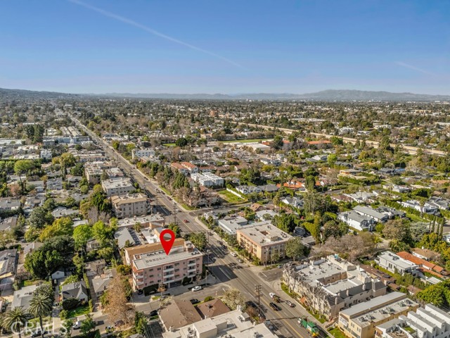Detail Gallery Image 61 of 61 For 11504 Moorpark St #103,  Studio City,  CA 91602 - 3 Beds | 2/1 Baths