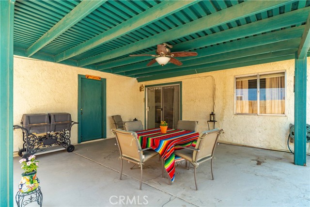 37229 Dalzell Street, Palmdale CA: https://media.crmls.org/medias/109c2a2c-b217-4c97-be80-bc89d3e37abe.jpg