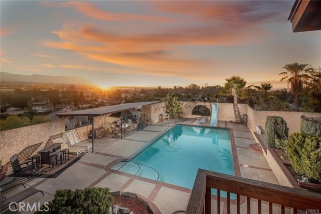 Front Image Thumbnail for CRIG26050010