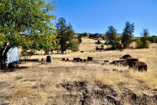 Detail Gallery Image 3 of 28 For 6307 Dolomite, Montague,  CA 96064 - 2 Beds | 2 Baths