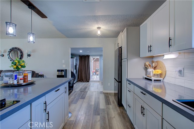 Image 12 of 34 For 7139 Center  