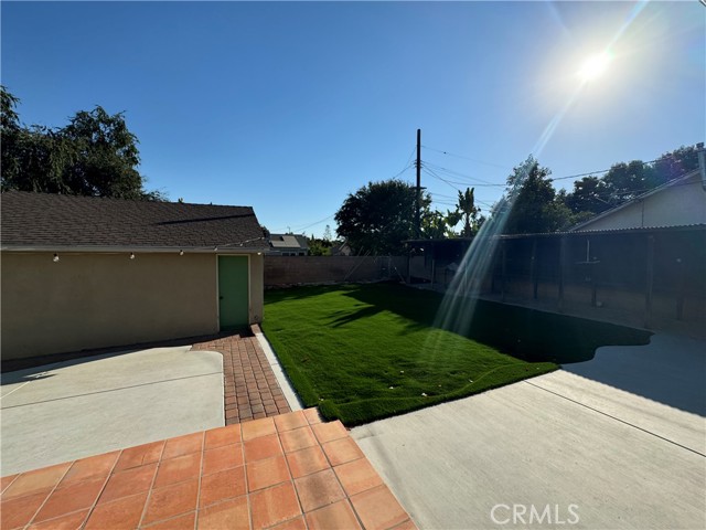 Detail Gallery Image 17 of 22 For 20932 Blythe St, Canoga Park,  CA 91304 - 3 Beds | 2 Baths