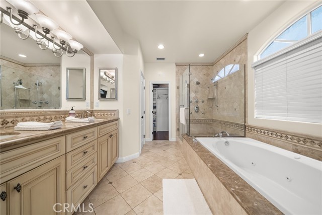 Detail Gallery Image 30 of 56 For 216 10th St, Huntington Beach,  CA 92648 - 4 Beds | 3/2 Baths