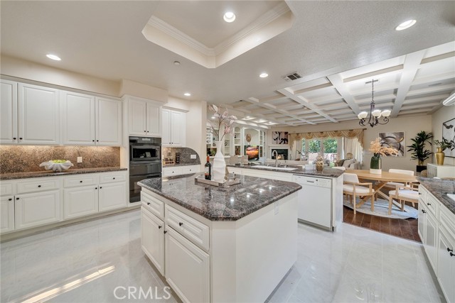 1768 Oakwood Avenue, Arcadia CA: https://media.crmls.org/medias/10a005cb-ad1d-44a8-89c4-778bee196ee1.jpg