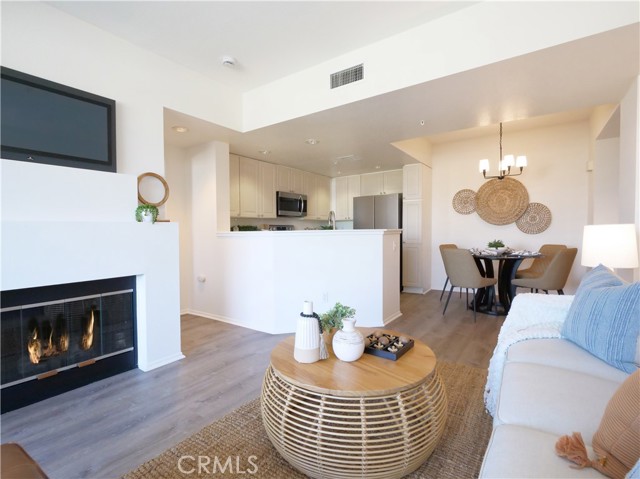 Detail Gallery Image 6 of 26 For 1281 Cabrillo Ave #303,  Torrance,  CA 90501 - 2 Beds | 2 Baths