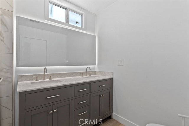 10200 Bolsa Ave, Westminster CA: https://media.crmls.org/medias/10a054b0-3ad2-4950-be93-3c6821456b65.jpg