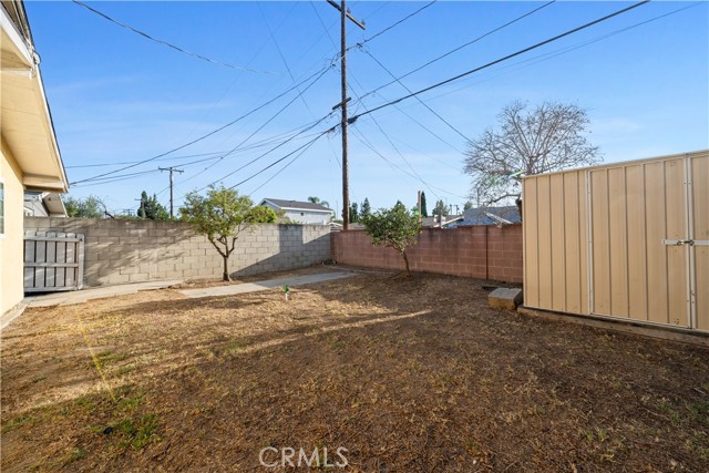 Detail Gallery Image 26 of 34 For 931 N Holly St, Anaheim,  CA 92801 - 4 Beds | 3 Baths
