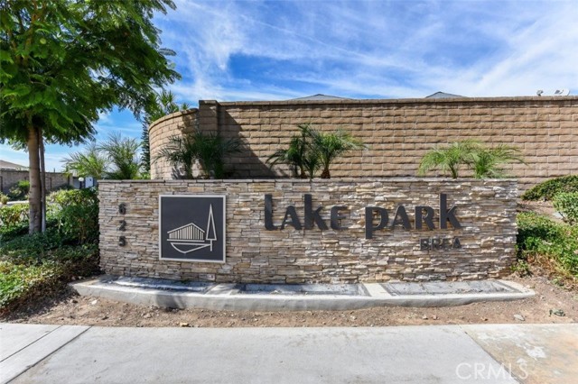 1241 Glen Lake Avenue, Brea CA: https://media.crmls.org/medias/10a0fecc-7c7f-461b-a2b2-f7cda8ab3485.jpg