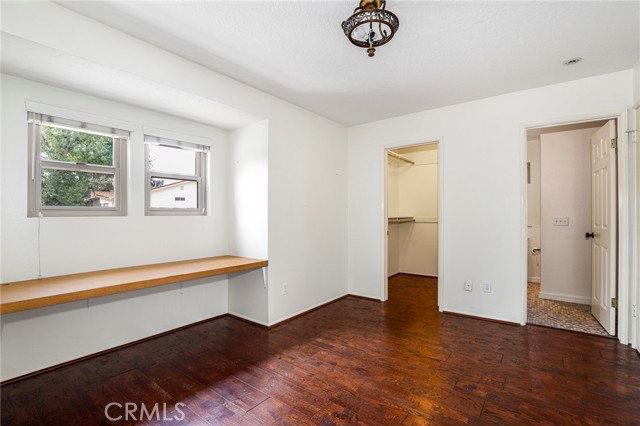 30452 Passageway Place, Agoura Hills CA: https://media.crmls.org/medias/10a11792-2978-48e4-b20b-1be8e888c91f.jpg