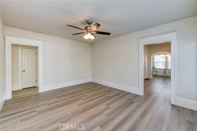 Detail Gallery Image 12 of 41 For 701 E Clinton, Fresno,  CA 93704 - 3 Beds | 1 Baths