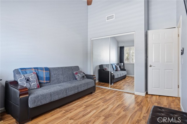 Detail Gallery Image 13 of 37 For 15735 Nordhoff St #11,  North Hills,  CA 91343 - 3 Beds | 3 Baths