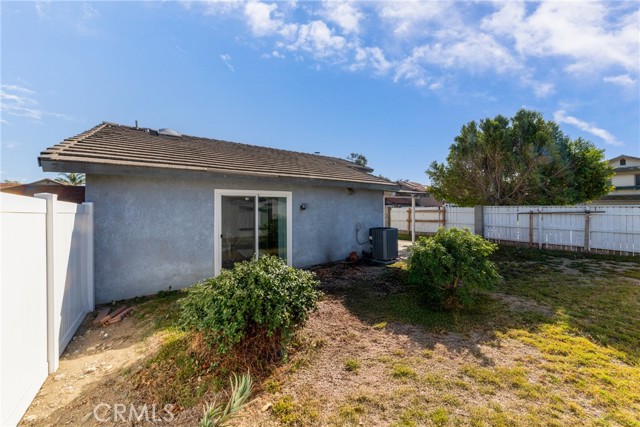 Detail Gallery Image 19 of 22 For 7792 Lemon Ct, Fontana,  CA 92336 - 2 Beds | 2 Baths