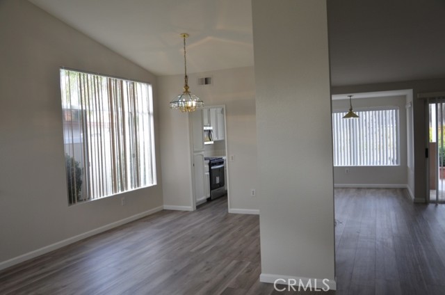 Detail Gallery Image 5 of 31 For 29620 Nightcrest Cir, Temecula,  CA 92591 - 3 Beds | 2 Baths