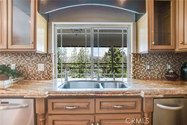 Detail Gallery Image 25 of 62 For 770 S Tonopah Ct, San Dimas,  CA 91773 - 5 Beds | 5 Baths