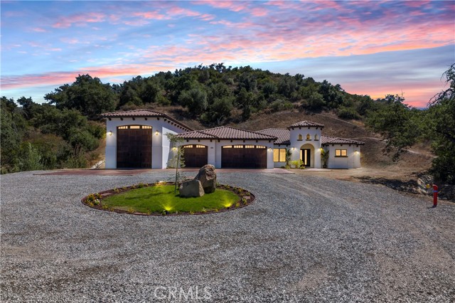 43420 Calle Nuevo, Temecula CA: https://media.crmls.org/medias/10a4202a-5560-4a7d-bf43-6824ac33fb6c.jpg