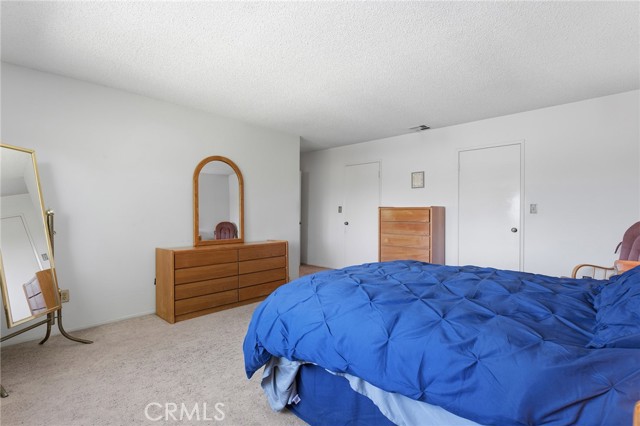 Detail Gallery Image 17 of 42 For 22963 Collins St, Woodland Hills,  CA 91367 - 5 Beds | 3 Baths