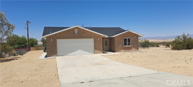 Detail Gallery Image 5 of 15 For 74994 Serrano Dr, Twentynine Palms,  CA 92277 - 3 Beds | 2 Baths