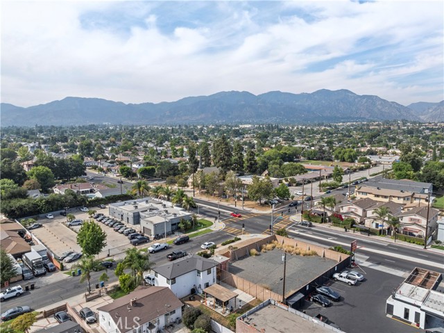 766 Harding Ave, San Fernando CA: https://media.crmls.org/medias/10a53c5c-efd1-4862-bed5-40a5b7439958.jpg