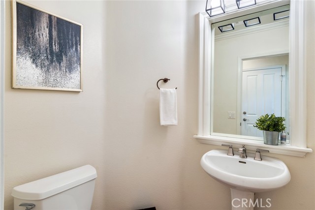 Detail Gallery Image 13 of 34 For 2515 Lewis Dr, Tustin,  CA 92782 - 4 Beds | 2/1 Baths