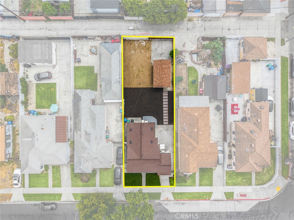 https://media.crmls.org/medias/10a6c919-16cd-47ba-959a-7197eb743634.jpg?preset=X-Large